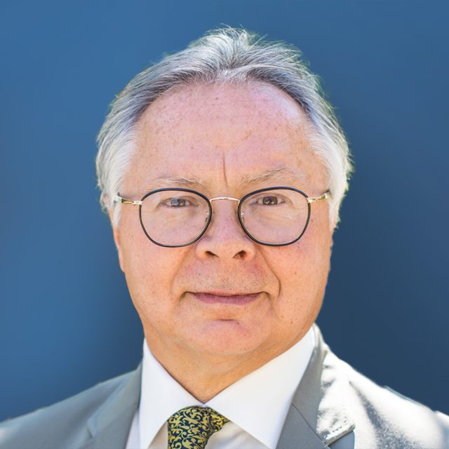 Dr. Robert Black